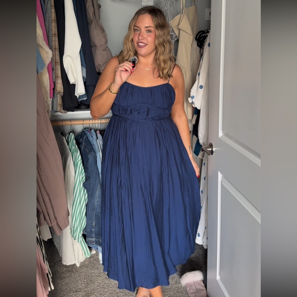 Elegant Navy Blue Women's Dress